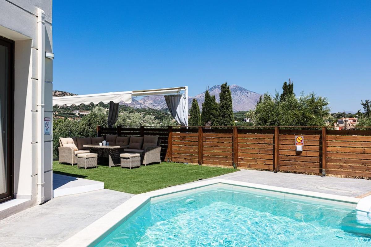Perama  Villa Chnaris - Private Pool And Sauna מראה חיצוני תמונה