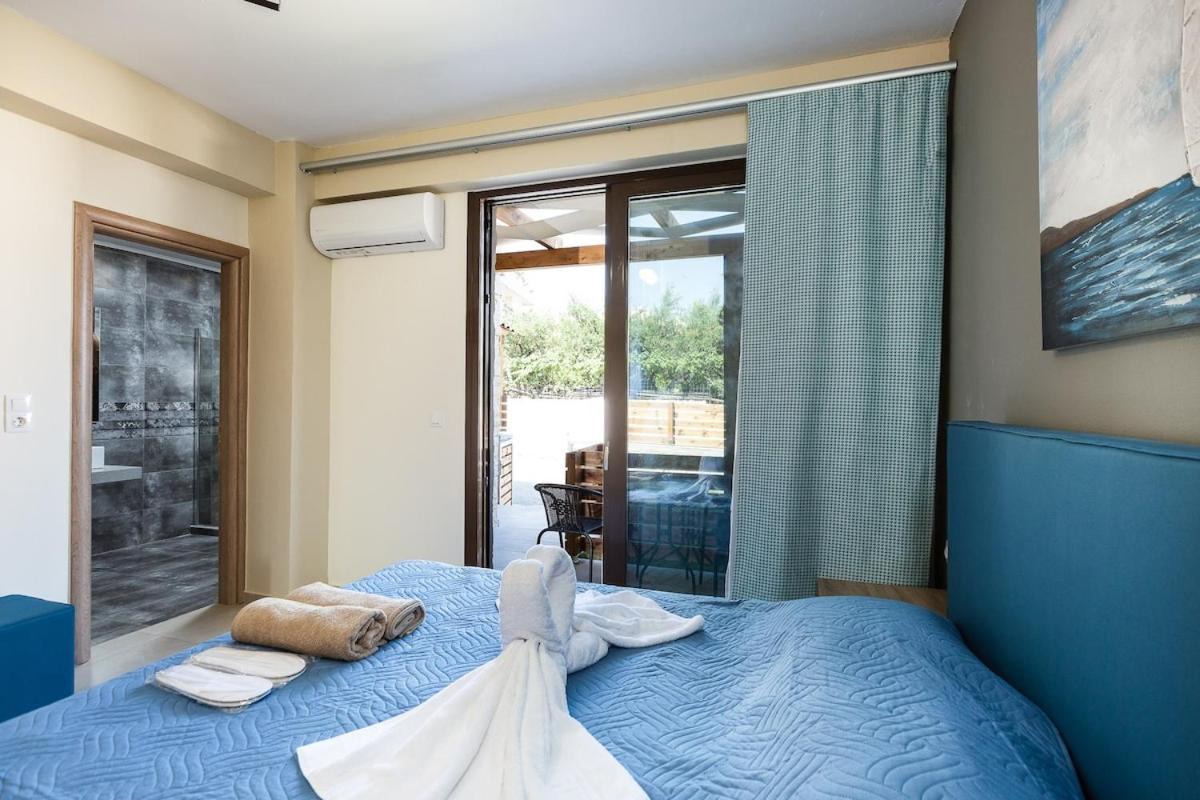 Perama  Villa Chnaris - Private Pool And Sauna מראה חיצוני תמונה